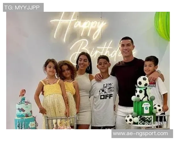 总裁的温馨时光乔治娜分享C罗与孩子们的幸福瞬间