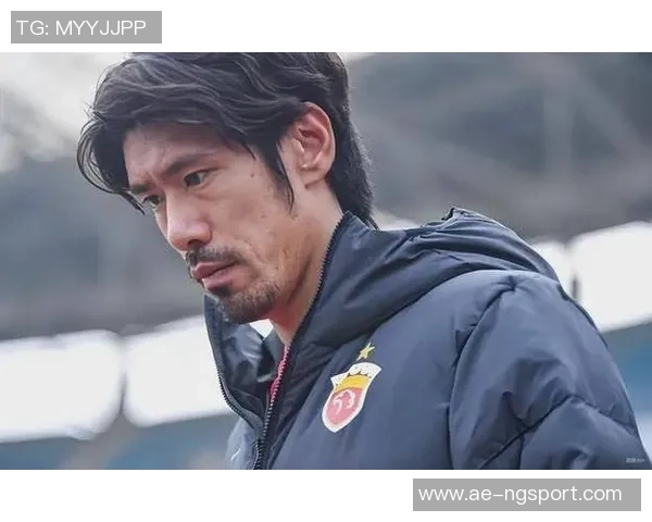 崇明六虎之一吕文君退役后执教海港四度夺中超冠军