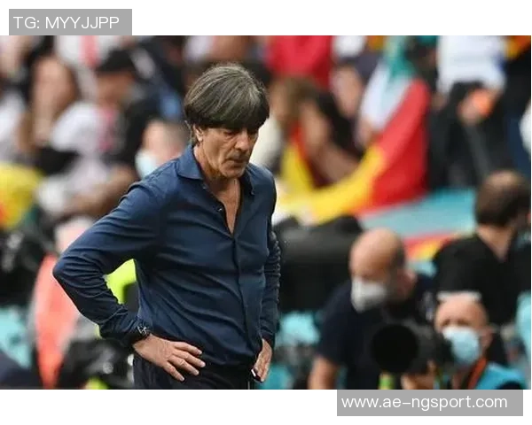 勒夫表示基米希若能胜任中场核心将被安排在右路位置